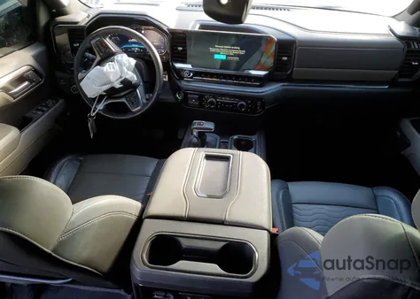 2022 Chevrolet Silverado K1500 Zr2 z USA, uszkodzony, nr VIN 3GCUDHEL5NG651800